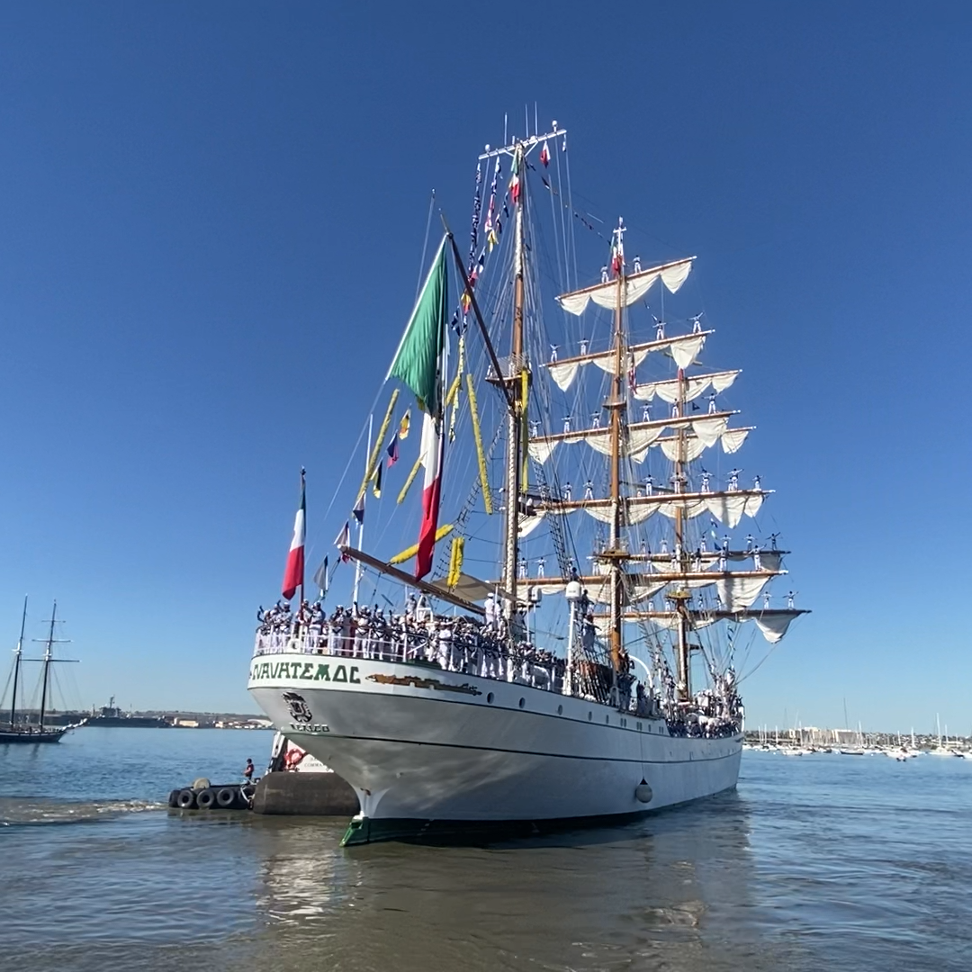 Despiden al Buque Escuela Cuauhtémoc Tras Recibir a 50 Mil Personas en San Diego